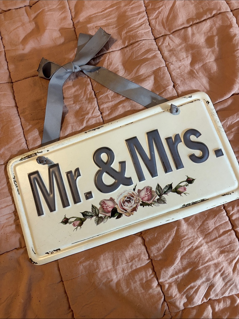 Mr. & Mrs. Decorative Hanging Sign - Cream with Gray Lettering